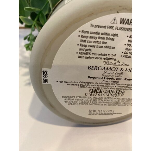 Bath & Body Works White Barn “Bergamot & Musk” New 3 Wick Candle - Picture 5 of 5